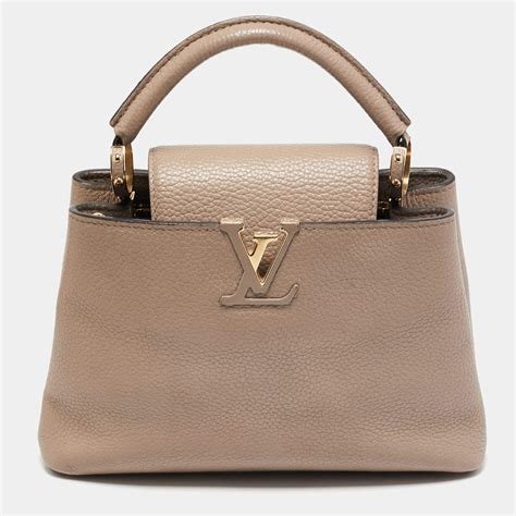 lv capucines短夾|Louis Vuitton Pochettes for sale in Ashburn Junction, Virginia ...